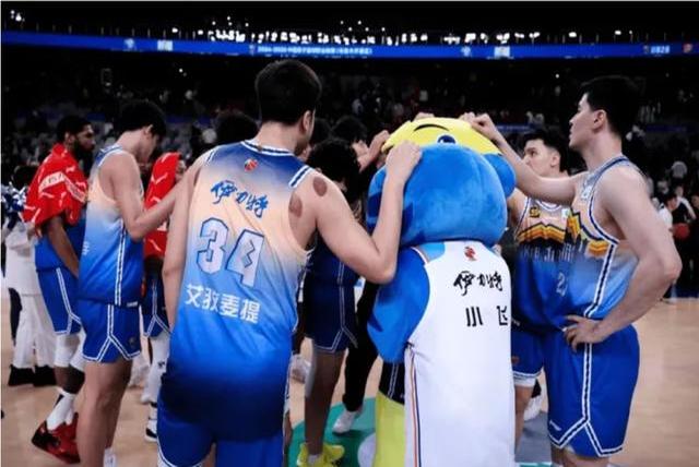 尊龙凯时-国内球队迎战国际对手，摩拳擦掌(国内球队迎战国际对手,摩拳擦掌是谁)