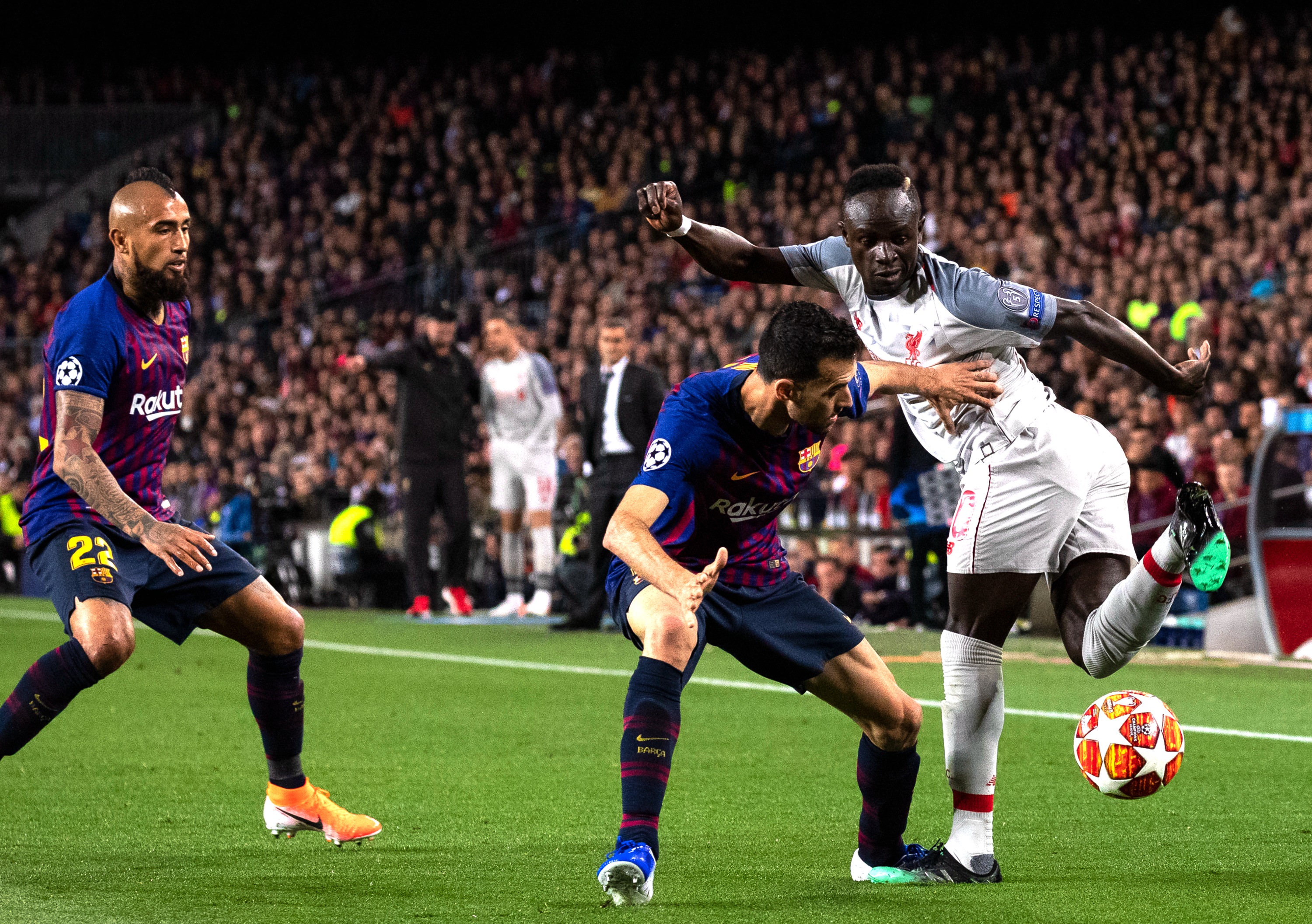 这场球赛的胜败关键是队员们的齐心协力 这场球赛的胜败关键是队员们的齐心协力